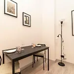 1 B&Business Torino - Lingotto Fiere, Cto Hospital & Metro Spezia A 5\'